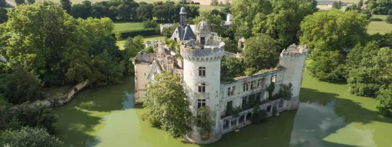 chateau de la mothe chanderniers