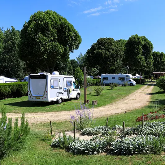 emplacement et camping car nobis anjou