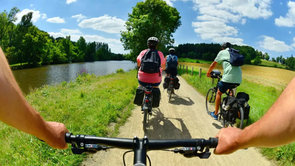 Familiefietsroute LA velo francette in de buurt van camping les nobis anjou 2